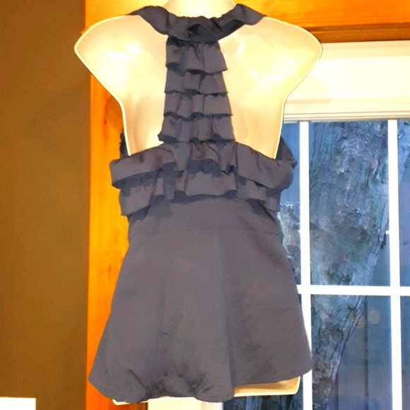 Sexy Ruffled top - Picture 3 of 4